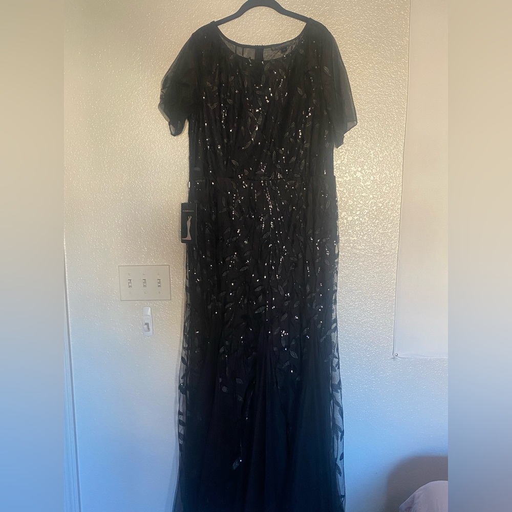 Beautiful black plus sized evening gown for a special night out! Never worn!